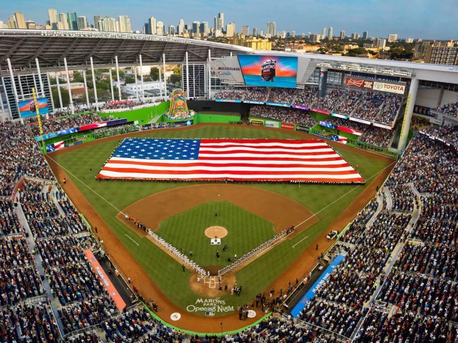 Apartments In The Heart Of Miami - Port Of Miami / Miami Airport Bagian luar foto